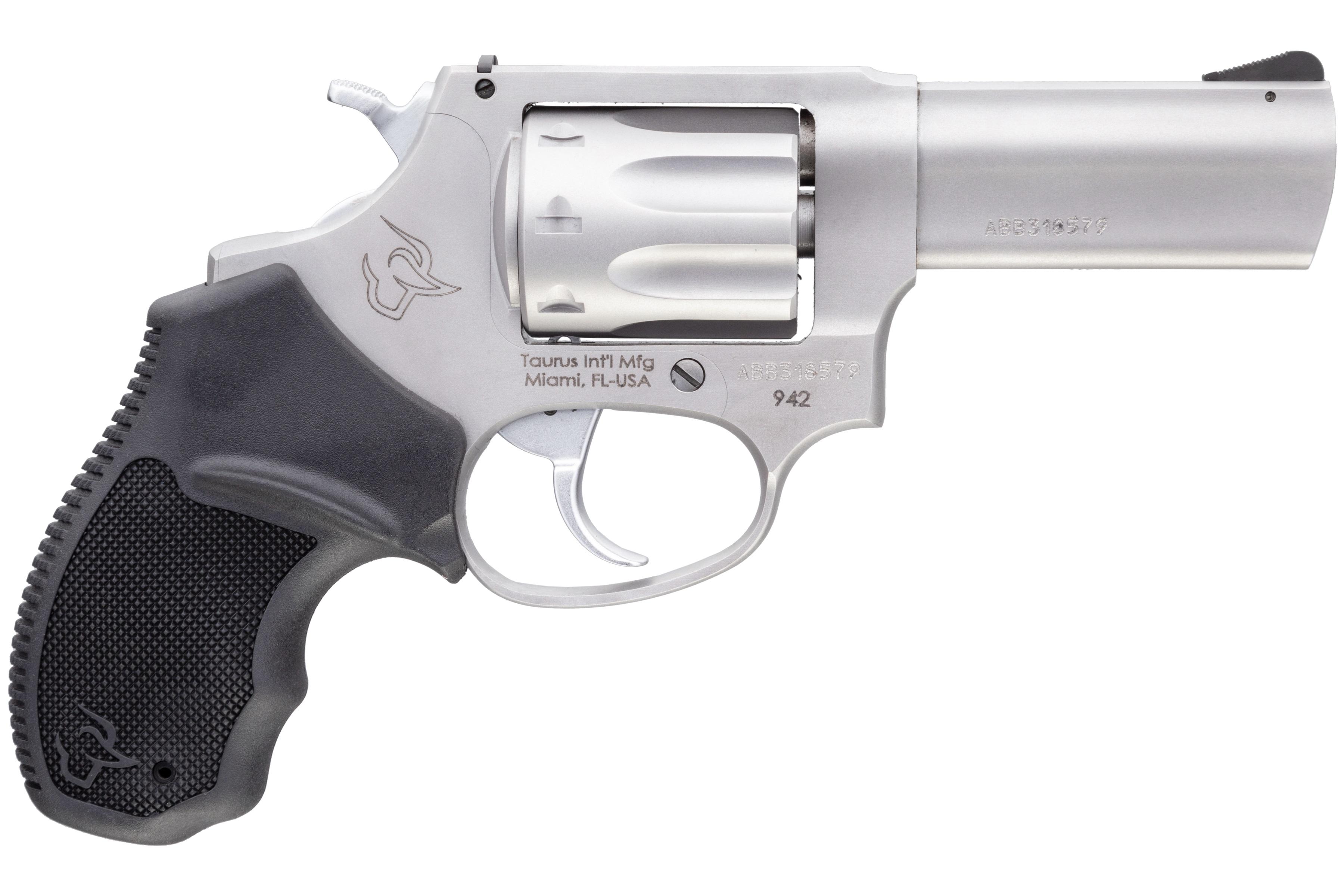Taurus 942